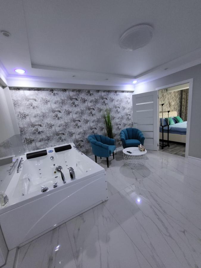 Vip Apartment For Lovers In Chişinau Exteriör bild